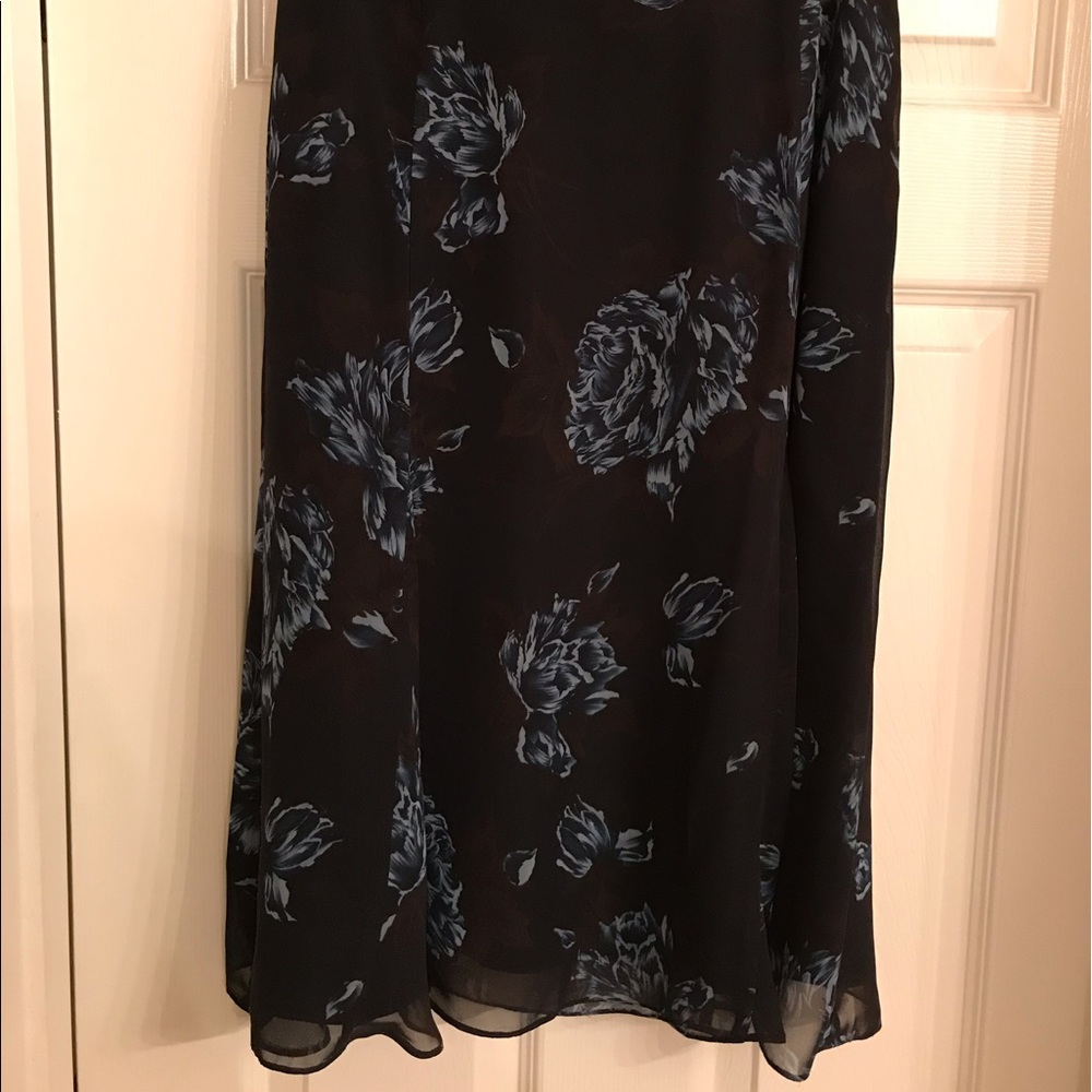 Side zip skirt